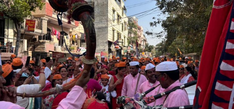 उत्तराखण्ड धरोहर संरक्षण समिति  द्वारा आयोजित भव्य होली मिलन समारोह में रंग, उत्साह और संस्कृति का सुंदर संगम देखने को मिला।
