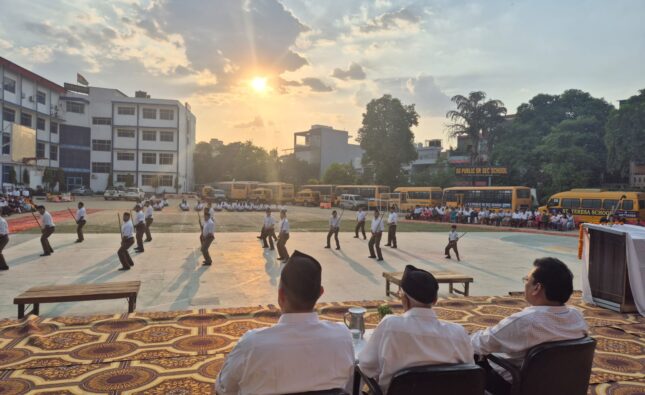 आरएसएस के ‘शारीरिक प्रधान कार्यक्रम’ में गूँजा राष्ट्रभक्ति का उद्घोष; नियुद्ध, दंड और योग का हुआ भव्य प्रदर्शन